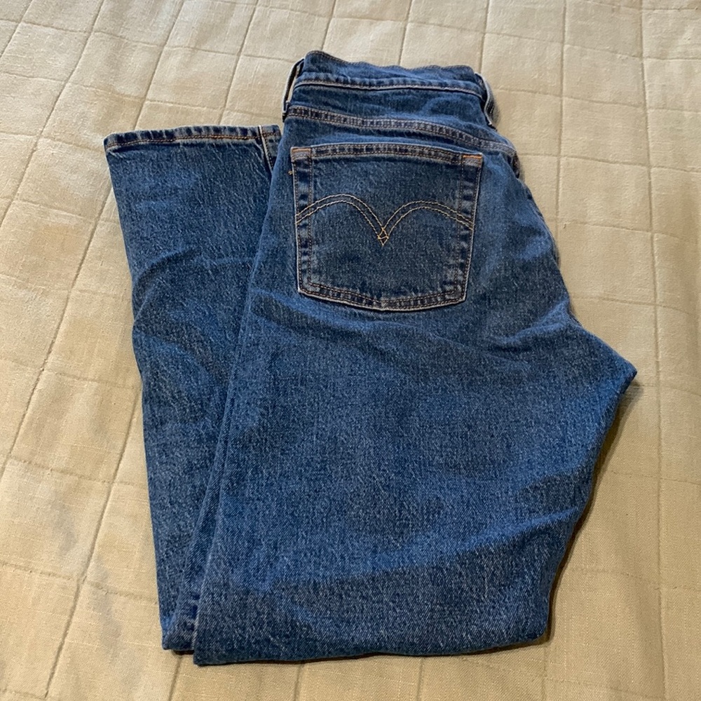 Levi’s 501 Skinny Medium Wash: W27 x L28